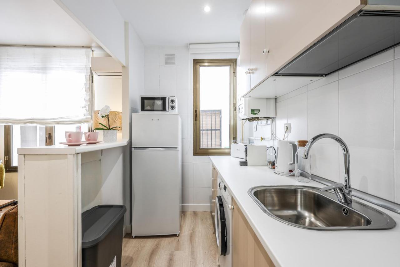 Tirso De Molina Lägenhet Madrid Exteriör bild